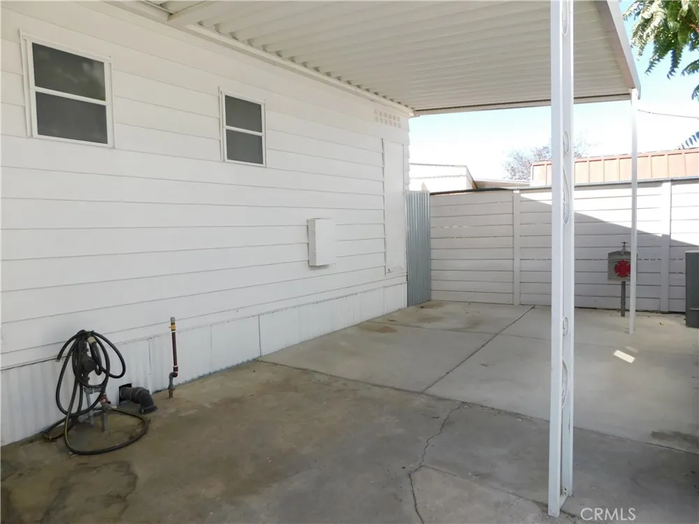 34480 COUNTY LINE ROAD #10 Yucaipa, CA 92399