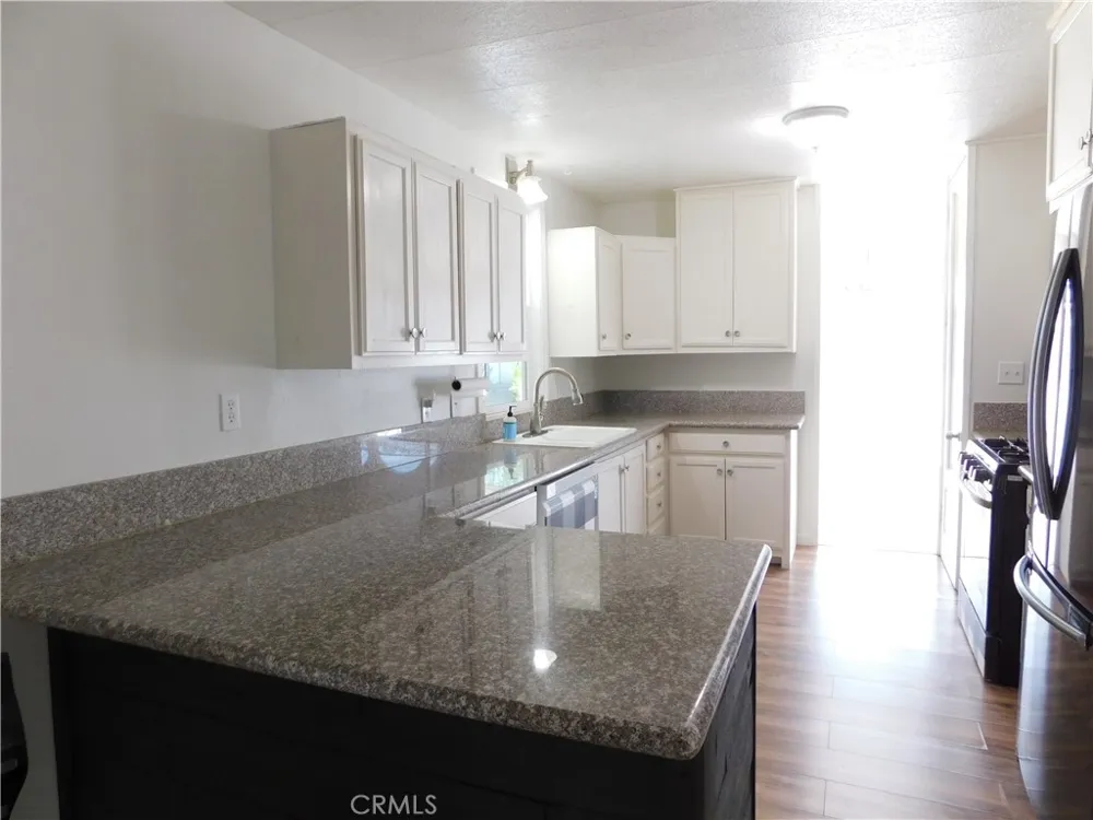 34480 COUNTY LINE ROAD #10 Yucaipa, CA 92399