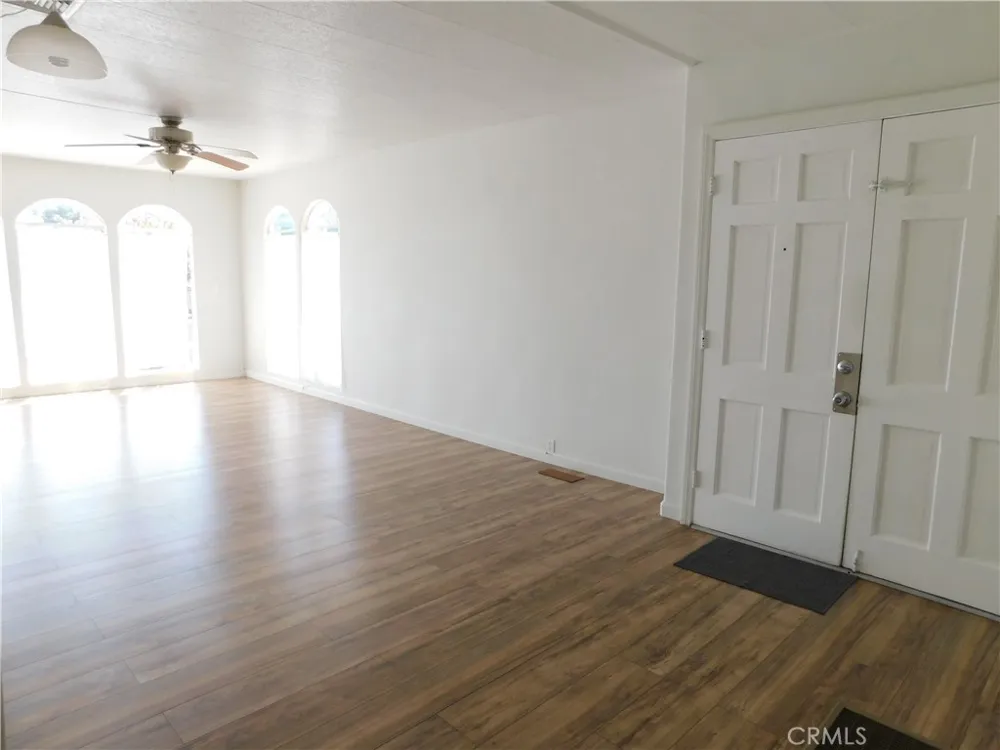 34480 COUNTY LINE ROAD #10 Yucaipa, CA 92399