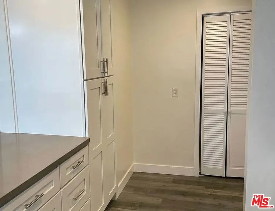 5808 Colfax Street North Hollywood, CA 91601