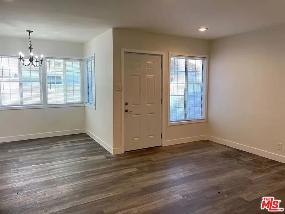 5808 Colfax Street North Hollywood, CA 91601