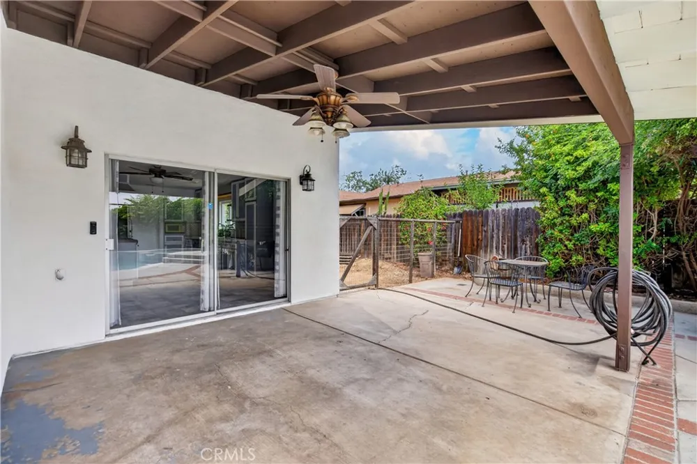 8478 Williamsburg Riverside, CA 92504