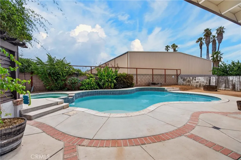 8478 Williamsburg Riverside, CA 92504