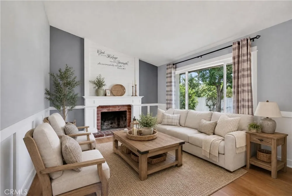 8478 Williamsburg Riverside, CA 92504