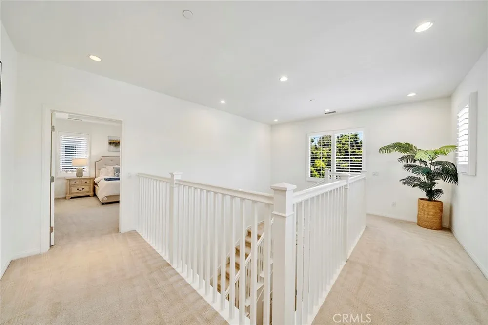 104 Beechmont Irvine, CA 92620