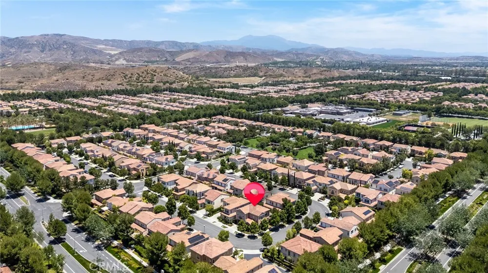104 Beechmont Irvine, CA 92620