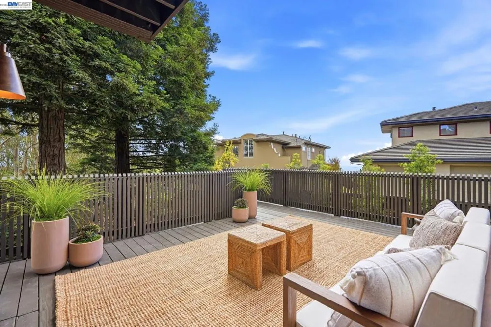 6801 Buckingham Blvd Berkeley, CA 94705