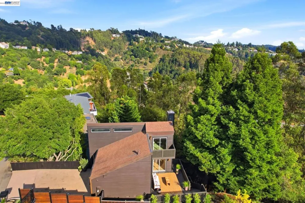 6801 Buckingham Blvd Berkeley, CA 94705