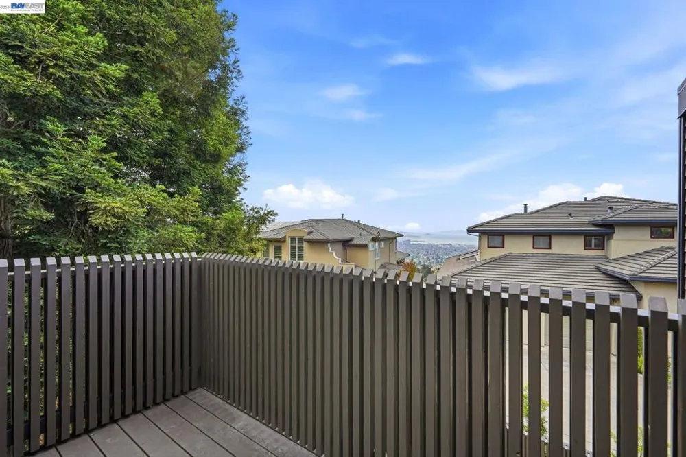 6801 Buckingham Blvd Berkeley, CA 94705