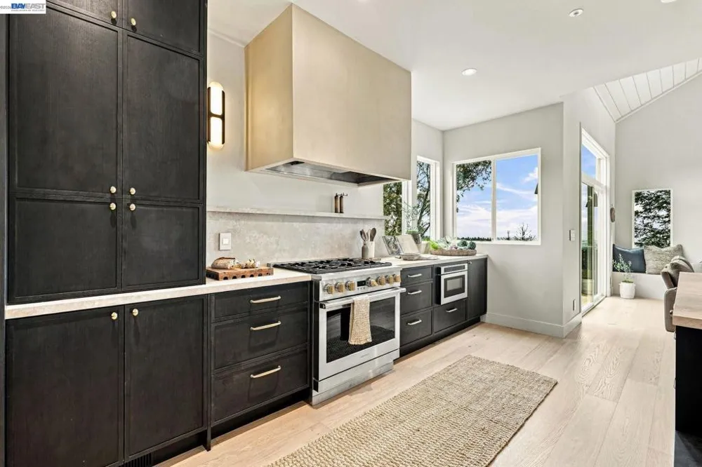 6801 Buckingham Blvd Berkeley, CA 94705