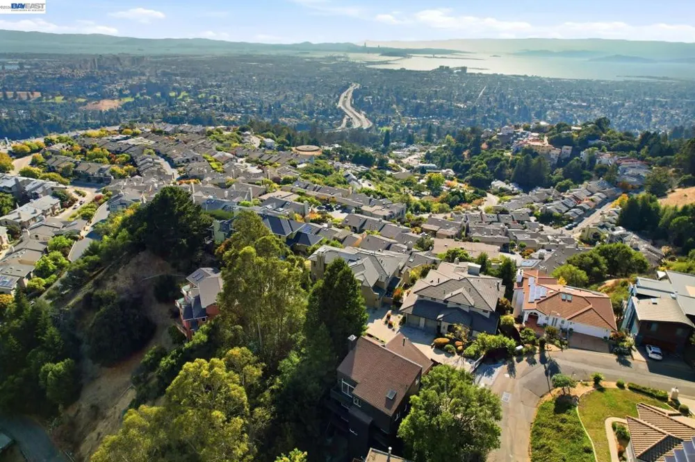 6801 Buckingham Blvd Berkeley, CA 94705