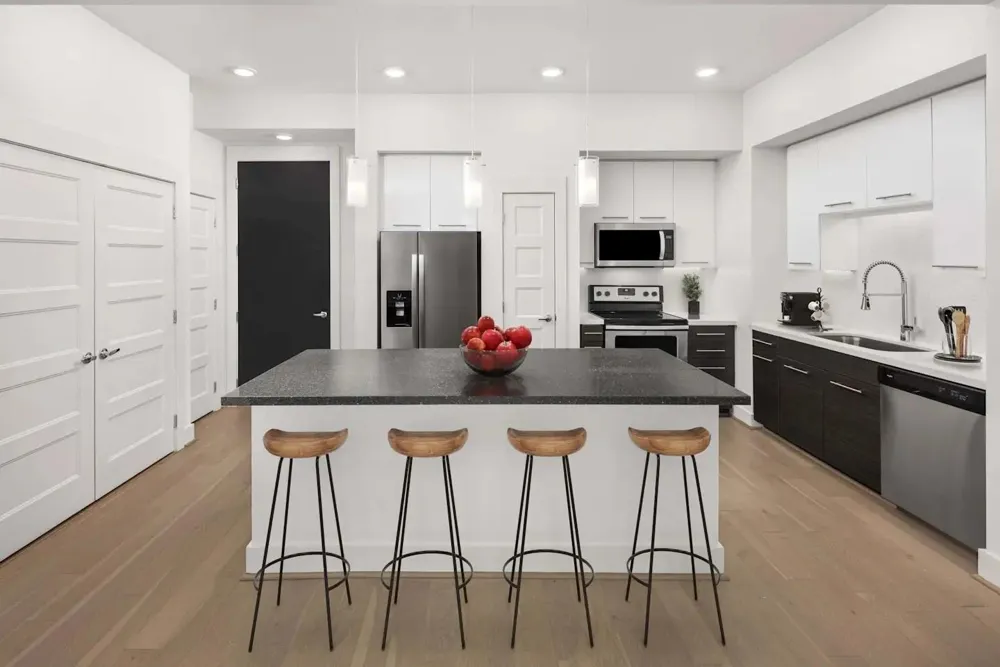 2727 Travis Street #0724 Houston, TX 77006