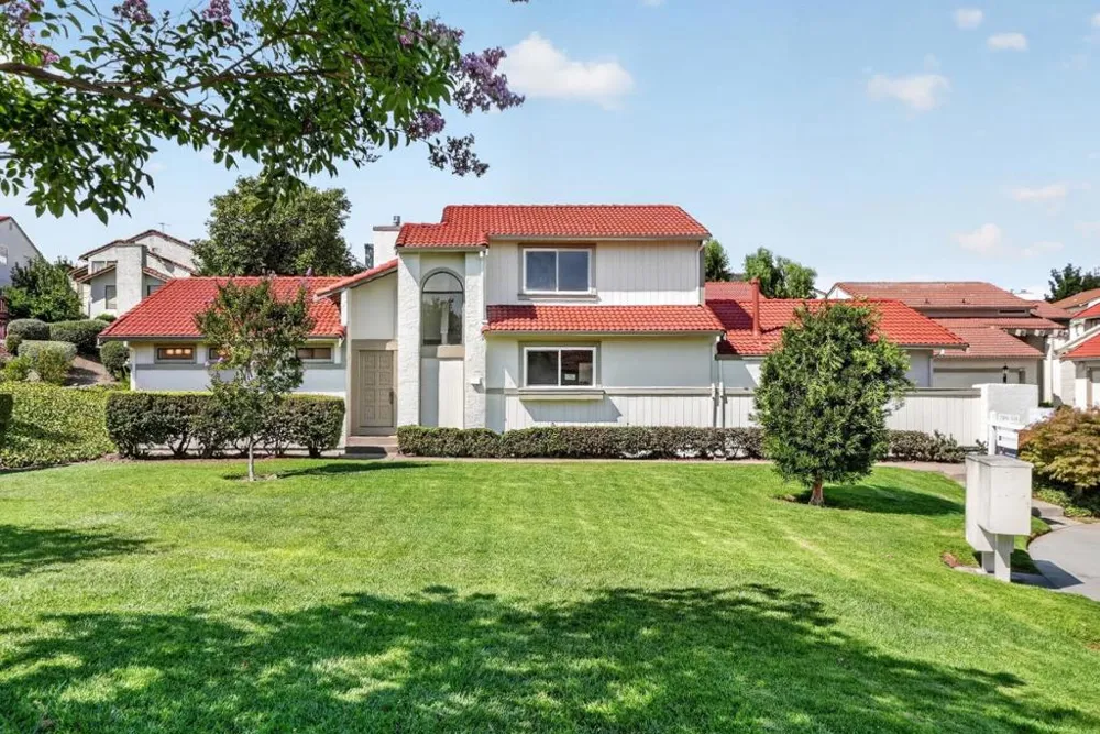 625 Plaza Invierno San Jose, CA 95111