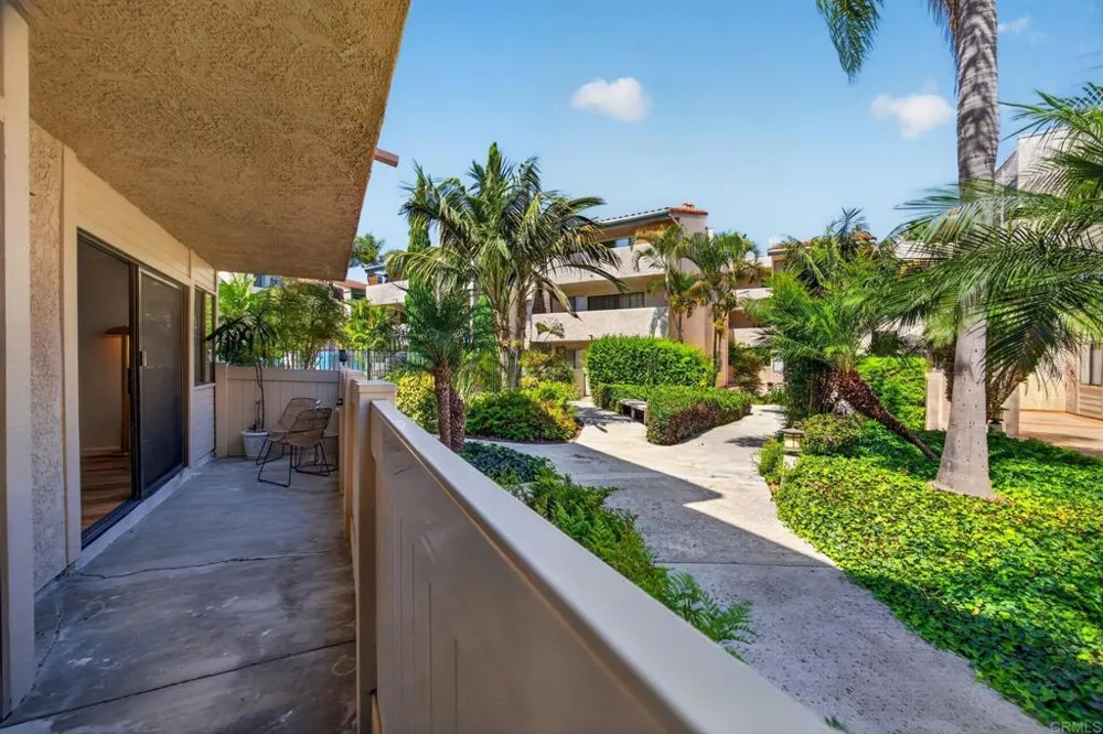 2639 Pirineos Way #136 Carlsbad, CA 92009
