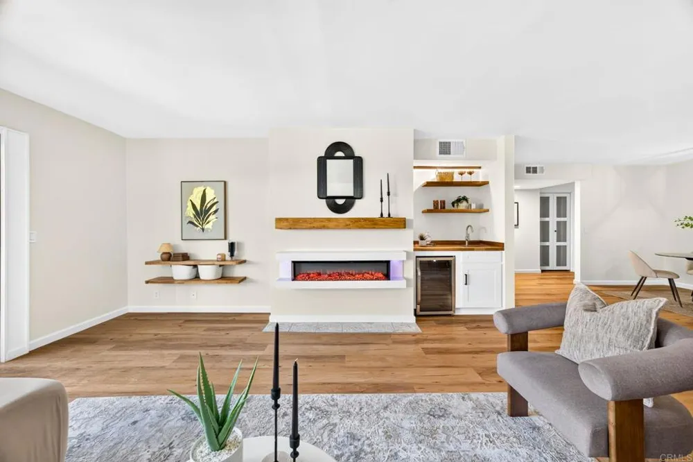 2639 Pirineos Way #136 Carlsbad, CA 92009