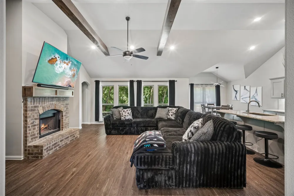 5330 Skylane Drive Sand Springs, OK 74063