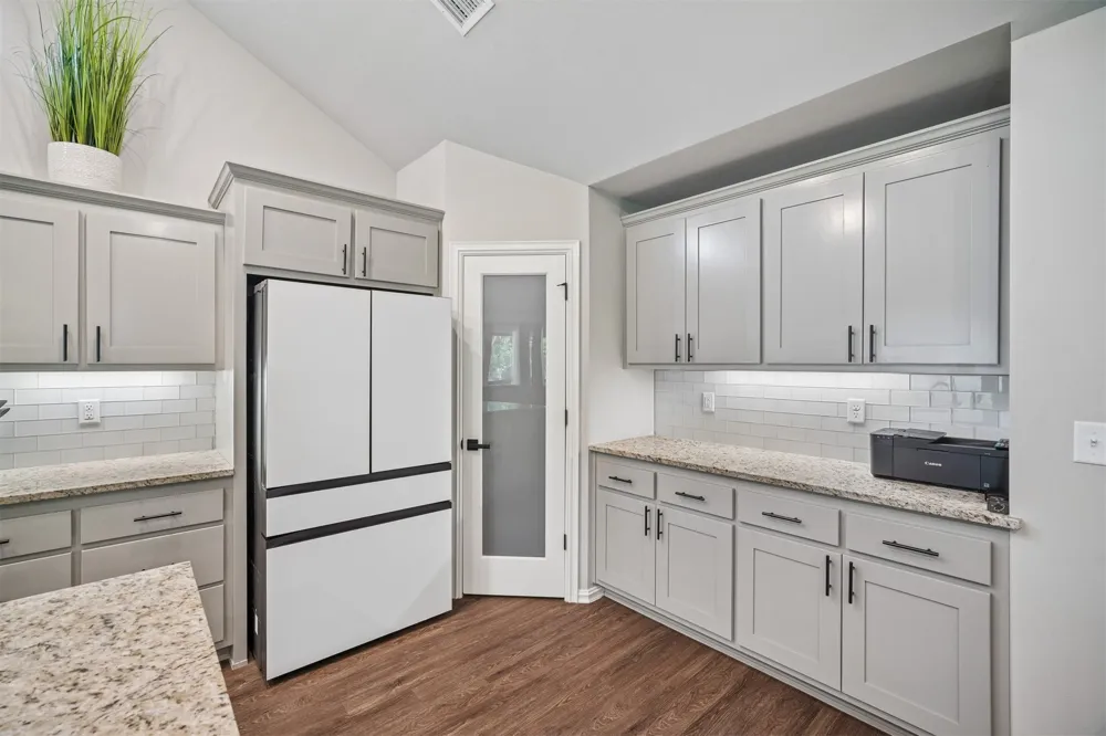 5330 Skylane Drive Sand Springs, OK 74063