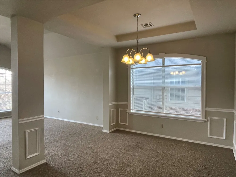 8806 E 93rd Street Tulsa, OK 74133
