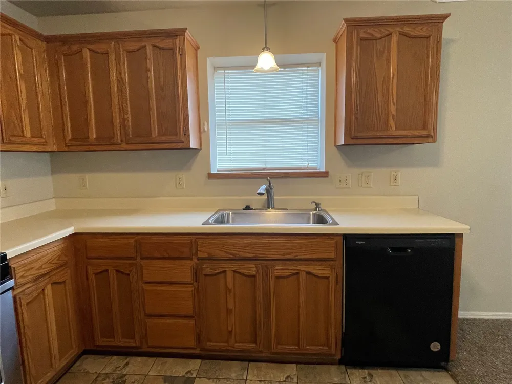 8806 E 93rd Street Tulsa, OK 74133