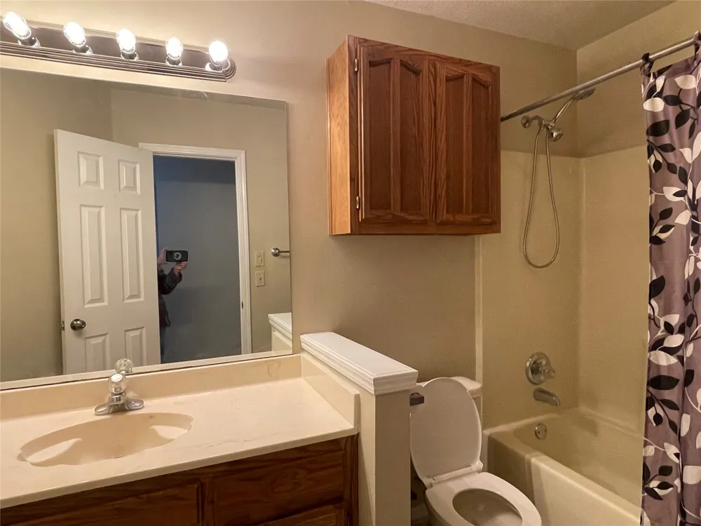 8806 E 93rd Street Tulsa, OK 74133