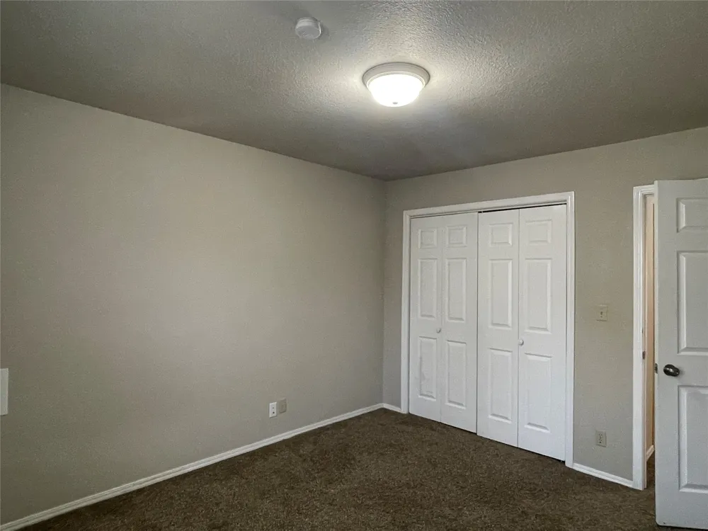 8806 E 93rd Street Tulsa, OK 74133