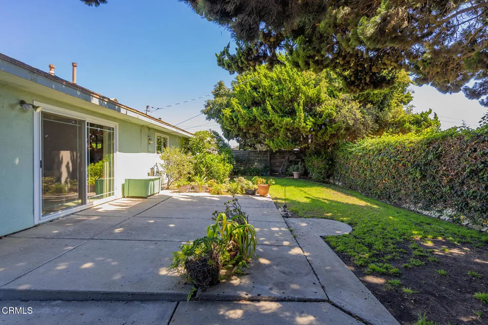 8482 Wesham Street Ventura, CA 93004