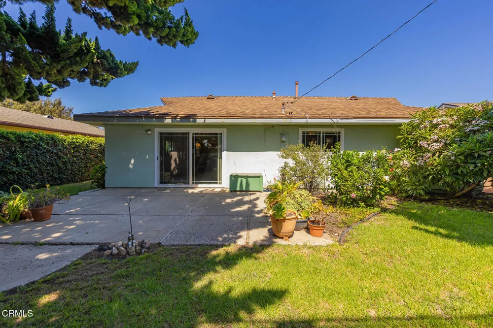 8482 Wesham Street Ventura, CA 93004