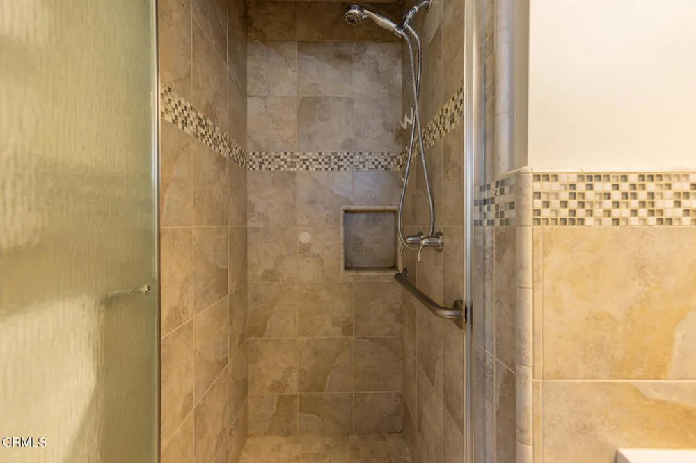 8482 Wesham Street Ventura, CA 93004