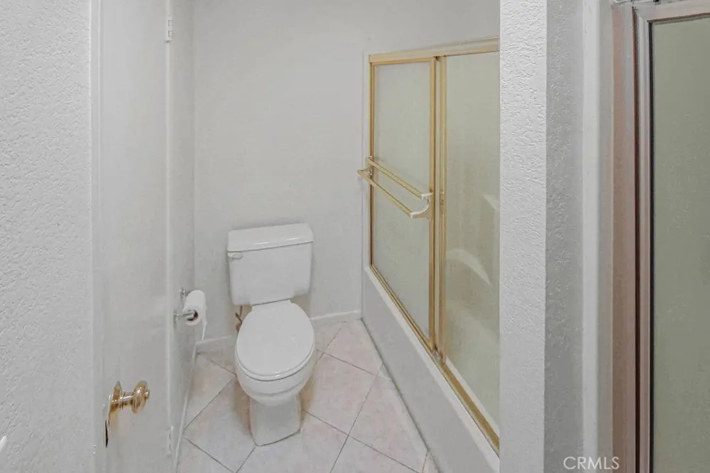 1427 Hillandale Avenue #8 La Habra, CA 90631