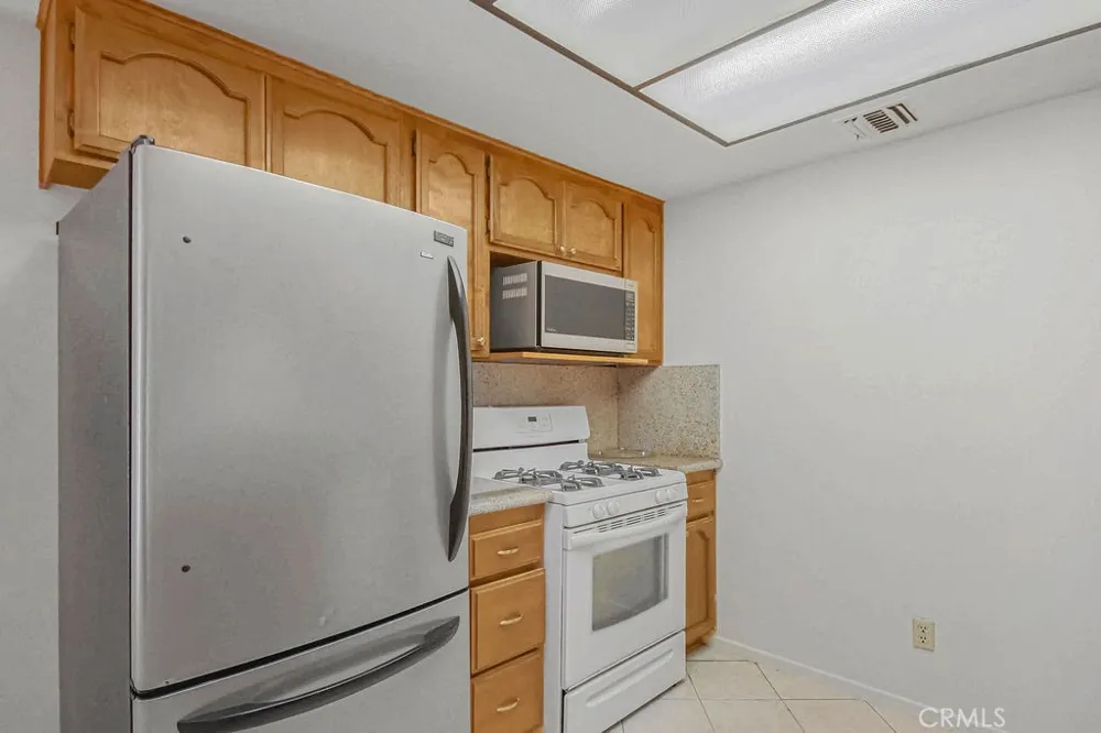 1427 Hillandale Avenue #8 La Habra, CA 90631