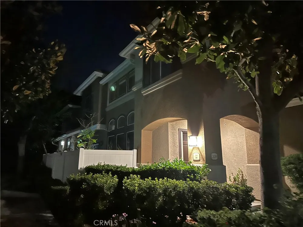 209 Valley View Mission Viejo, CA 92692