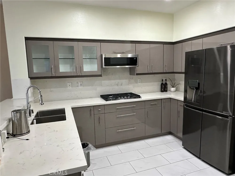 209 Valley View Mission Viejo, CA 92692