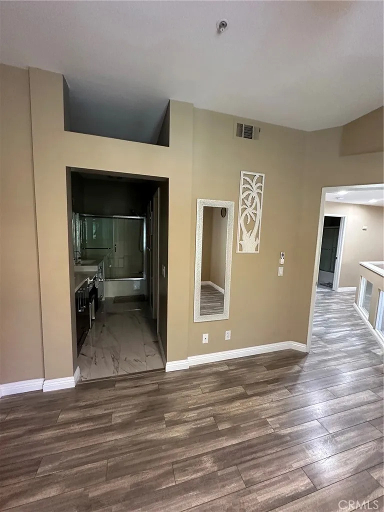 209 Valley View Mission Viejo, CA 92692