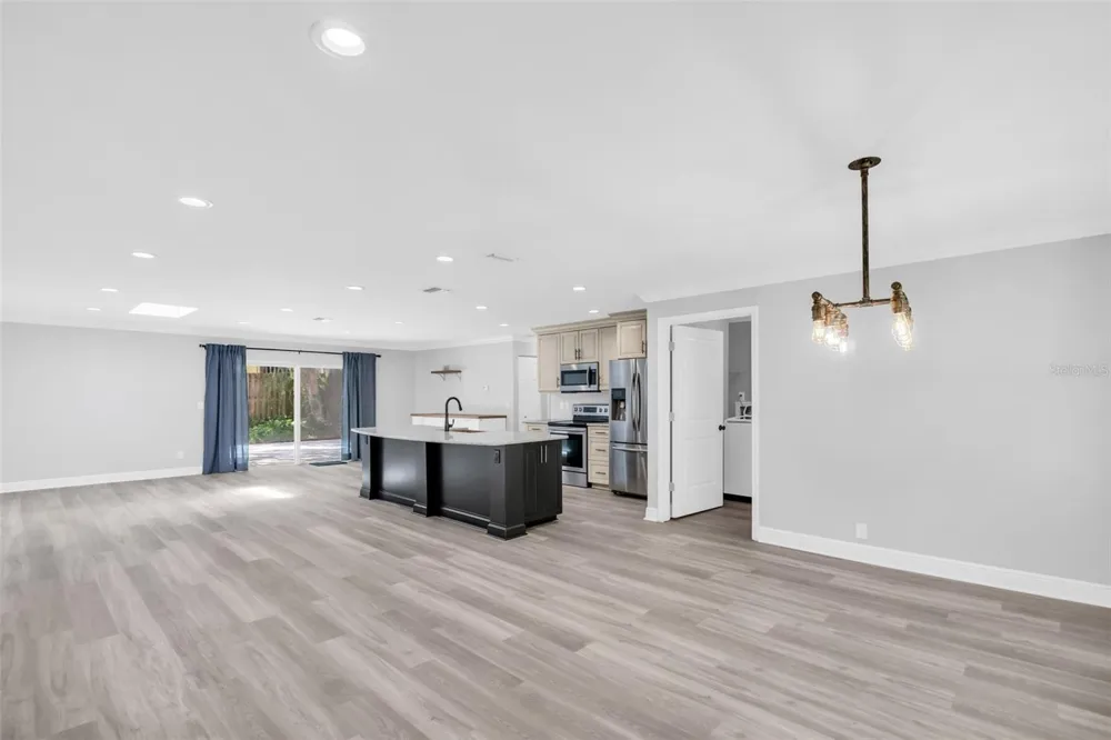 9 HARBOR COVE STREET W Safety Harbor, FL 34695