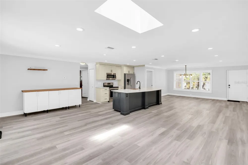 9 HARBOR COVE STREET W Safety Harbor, FL 34695