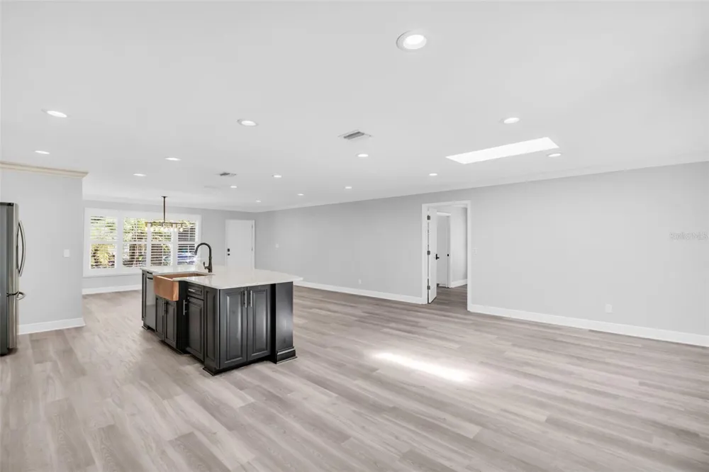 9 HARBOR COVE STREET W Safety Harbor, FL 34695