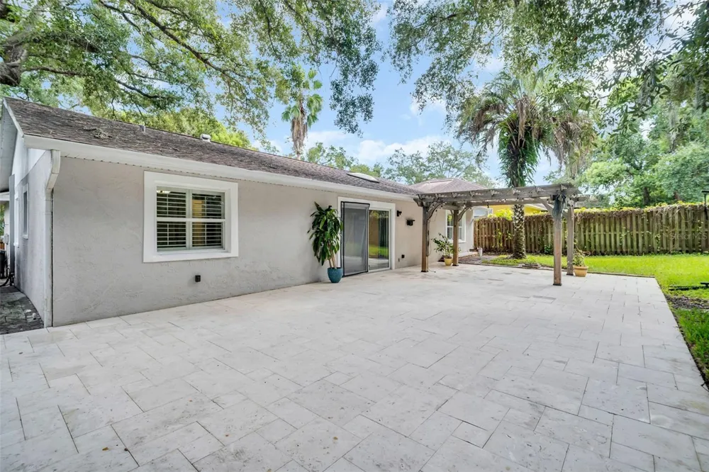 9 HARBOR COVE STREET W Safety Harbor, FL 34695