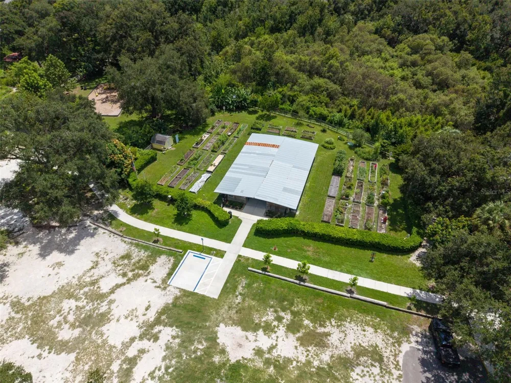 9 HARBOR COVE STREET W Safety Harbor, FL 34695