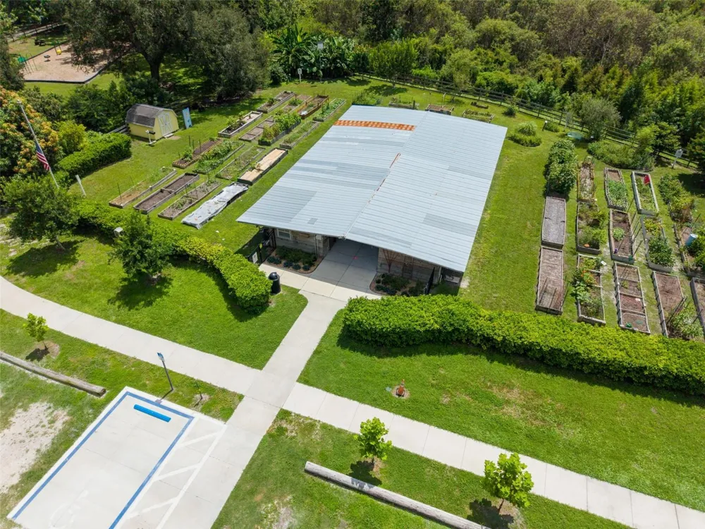 9 HARBOR COVE STREET W Safety Harbor, FL 34695
