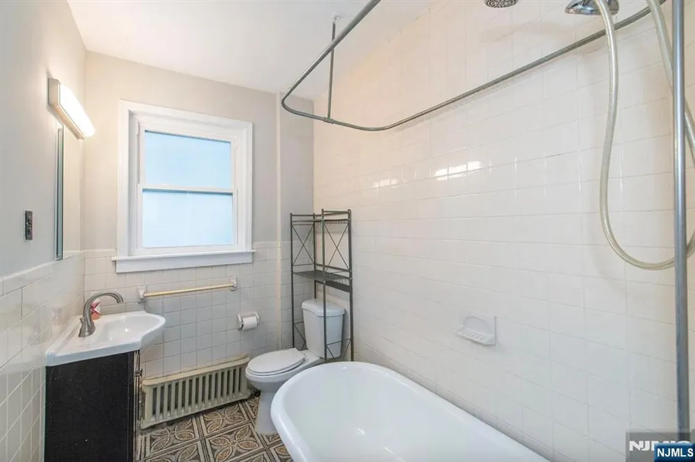 157 Walnut Street 2 Montclair, NJ 07042