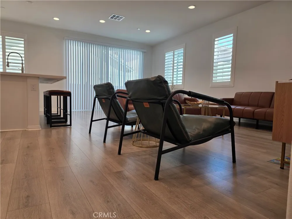 24115 Hillcrest Corona, CA 92883