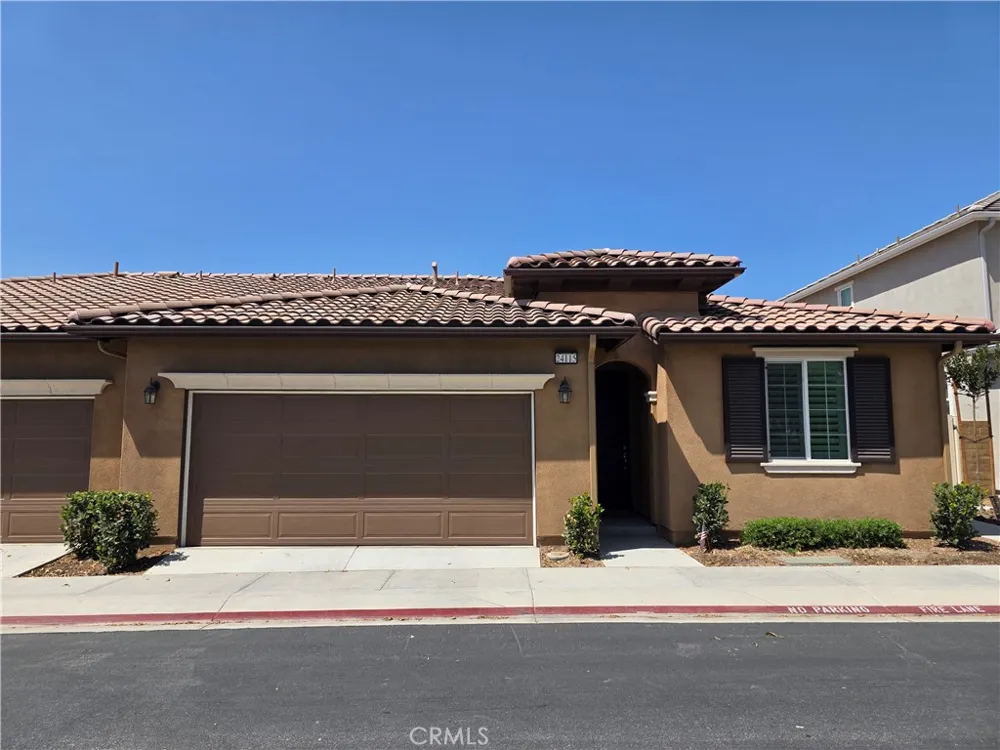 24115 Hillcrest Corona, CA 92883