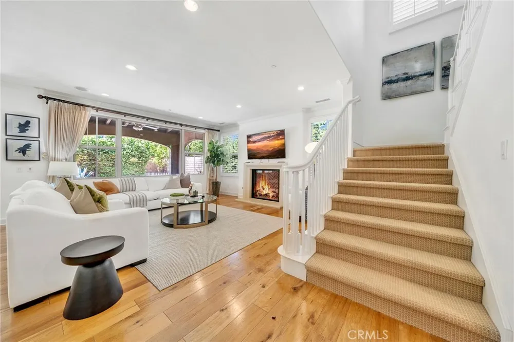 50 Statuary Irvine, CA 92620