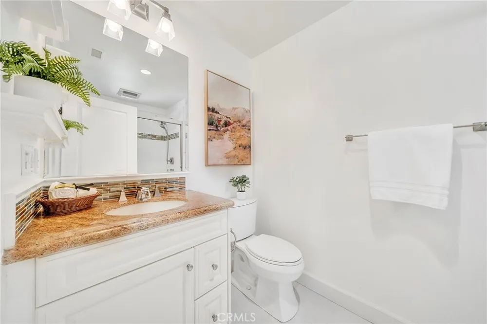 50 Statuary Irvine, CA 92620