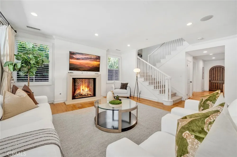 50 Statuary Irvine, CA 92620
