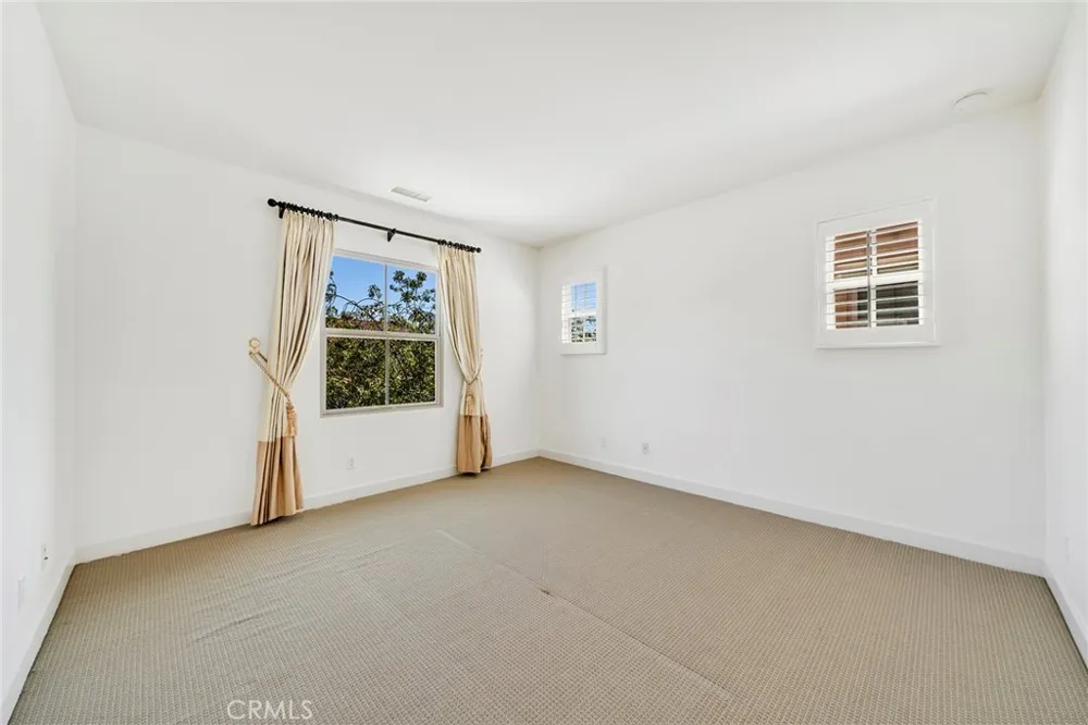 50 Statuary Irvine, CA 92620