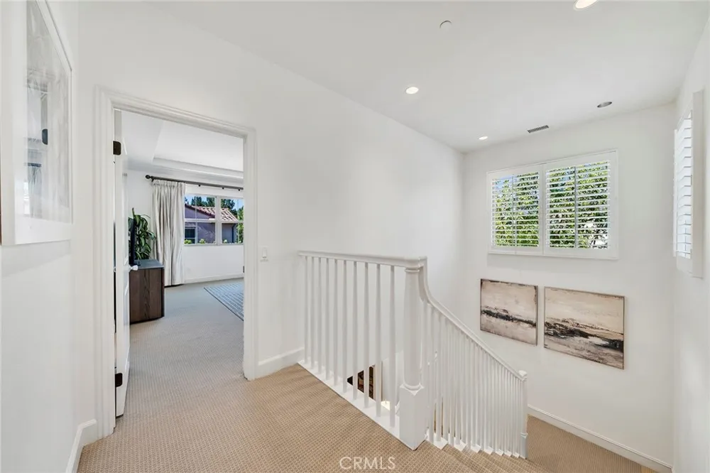 50 Statuary Irvine, CA 92620