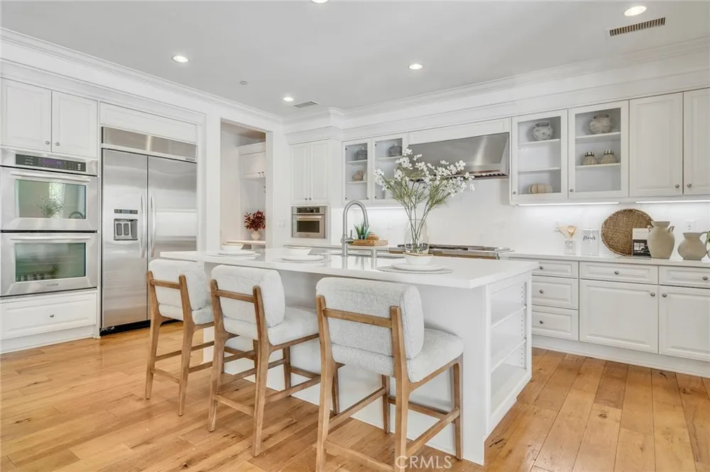 50 Statuary Irvine, CA 92620