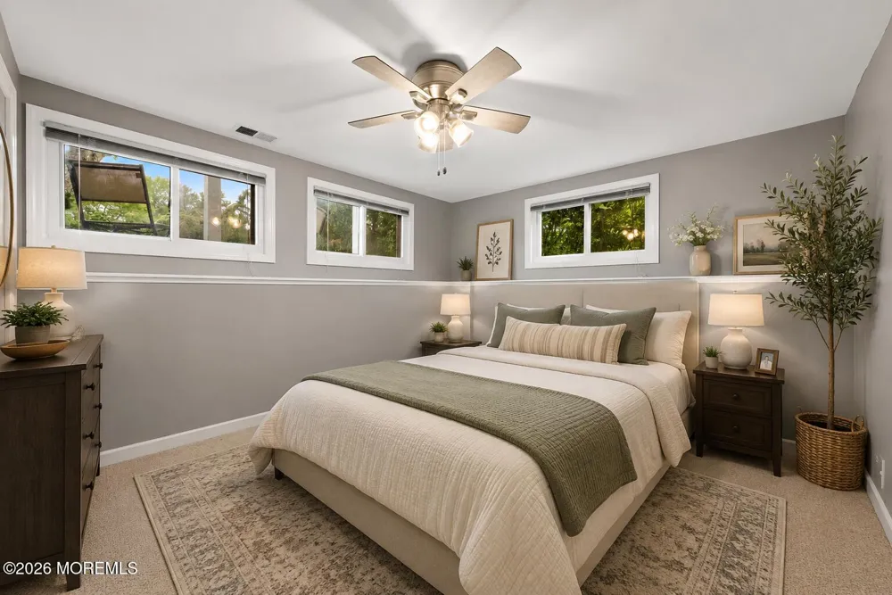 35 Chesapeake Road Manalapan, NJ 07726
