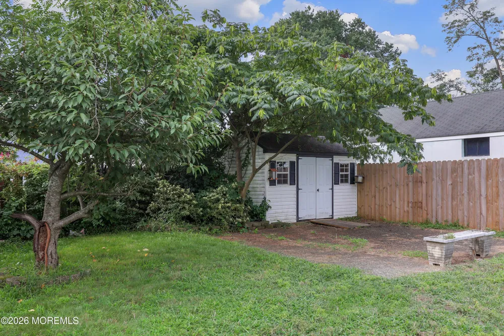 30 Linton Place Keansburg, NJ 07734